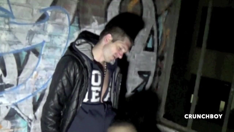 Crunch Boy: young latino fucked outdoor at night by striaght scallly boy...