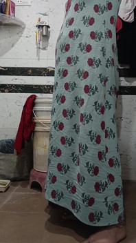 Priya la bhabhi fait de l’exercice au corps ouvert