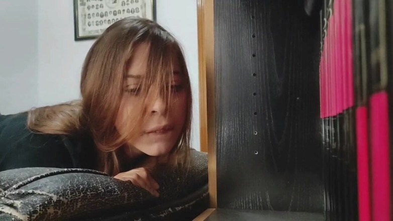 Holycandy: Latina geneukt op zijn hondjes