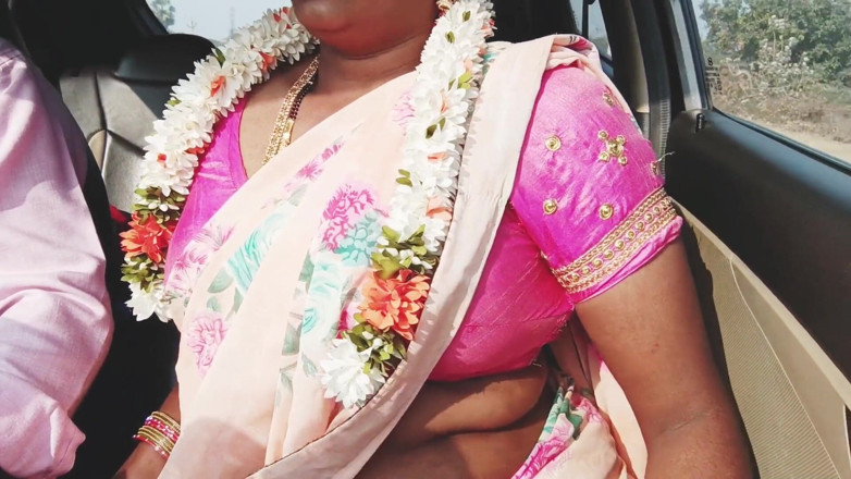 Telugu honey lips: Silk Stepaunty Car Sex, Telugu Dirty Talks, Episode -1, Part- 3, Sexy...