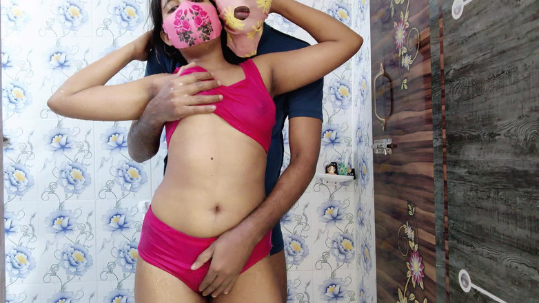 HottyKisku02: Adik tiri panas suka batang besar abang tirinya - kongkek desi...