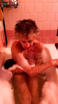 Mandi dan blow Jobs