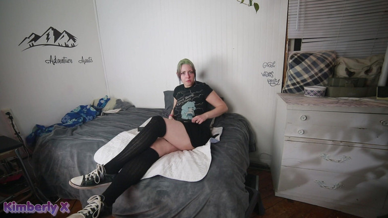Kimberly X: Nevlastní táta mě nutí stříkat