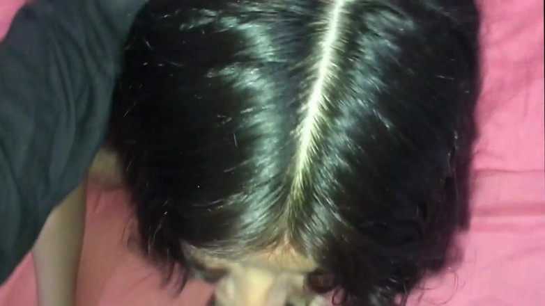 MAFELAGO: 在我们的继父床上操我的继妹