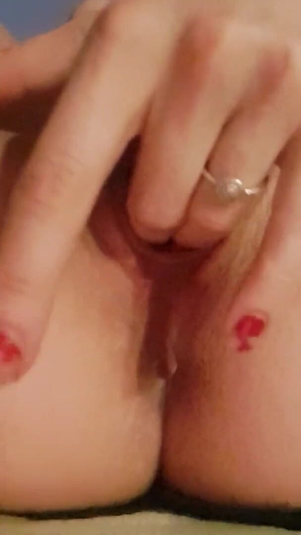 Wet and dirty: Eu sou tão molhada bebê