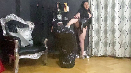 SassyTiff: Mummification slave