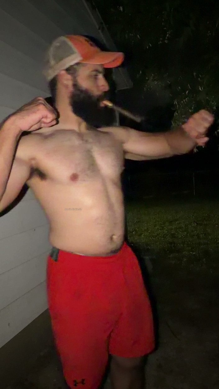 mascbeef95: Muscle Cub Cigar and Cum Outdoors