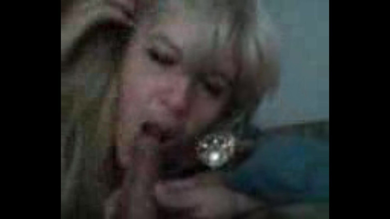 My sexy MILFS: Teta mi saje ptáka a polyká mé sperma