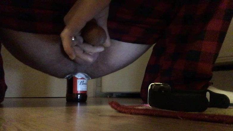 Rinno Steel: Anal bottle insertion