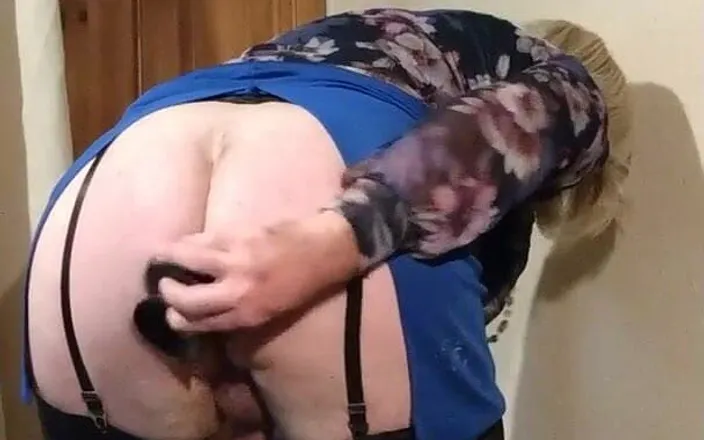Sarahsatinslut: Harder the Better