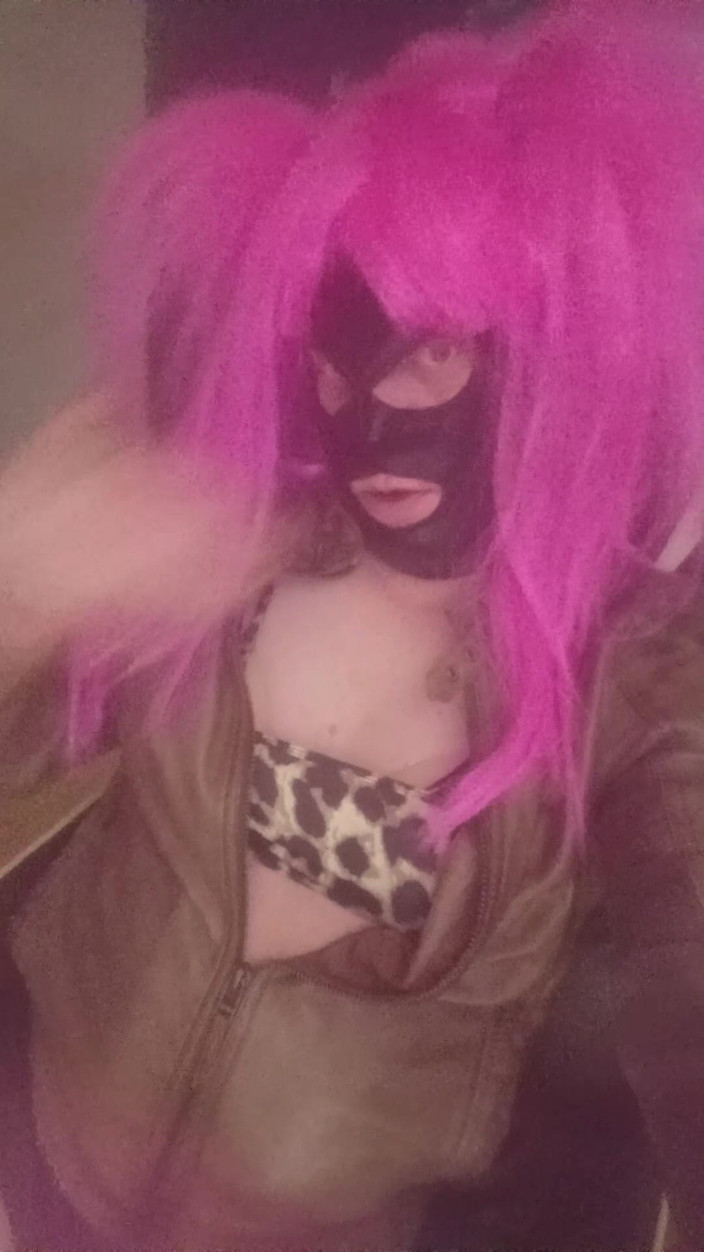 Bitchboyass: Sissy Tranny CD Shemale Shows Her Horny Fuck Hole