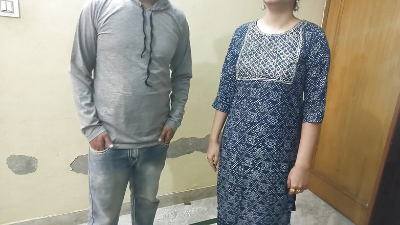 Hornycouple149: Sara a venit să întâlnească un străin de la o aplicație...