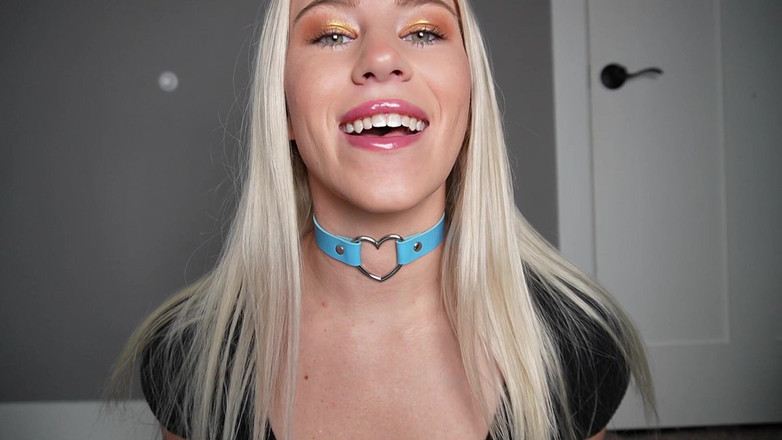 Keeks: Sfw - Fashion Collar Try on