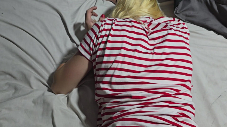 Sparowdox: Süße blondine gefickt doggystyle