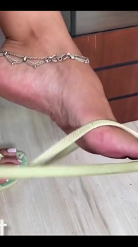 Goddess Kiffa Is Relaxing and Dangling