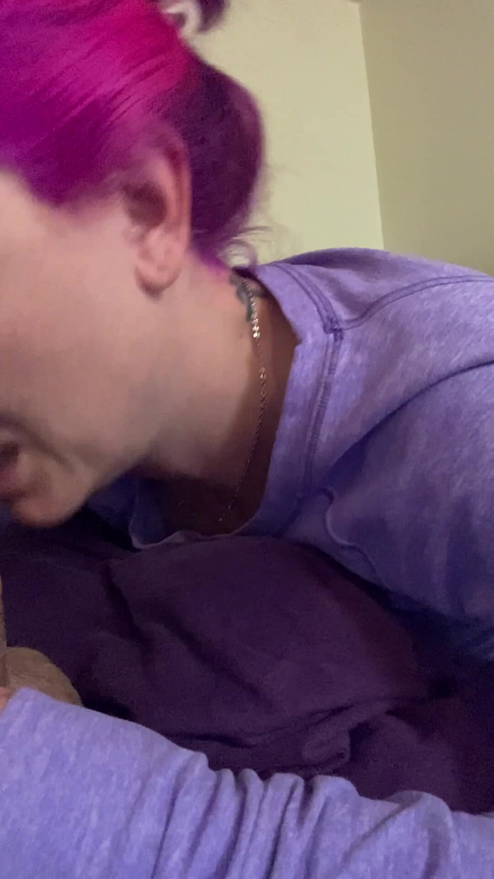 Sexy couple Canada: Blowjob