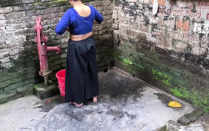 SAFI TV: I See My Elder Stepsister Was Taking a Bath, I...
