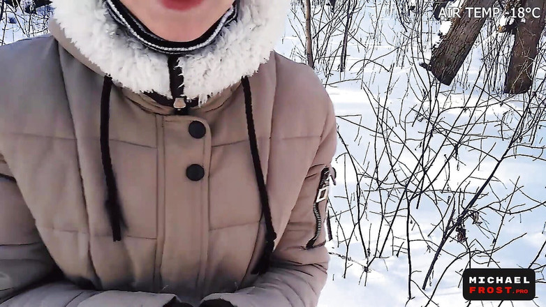 Michael Frost Pro: Ragazza sconosciuta fa pompino estremo nel parco