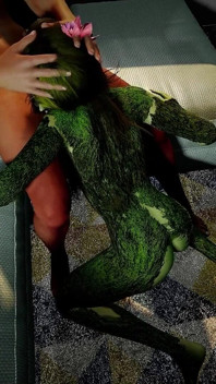 Sexy dryad chupa pau em POV