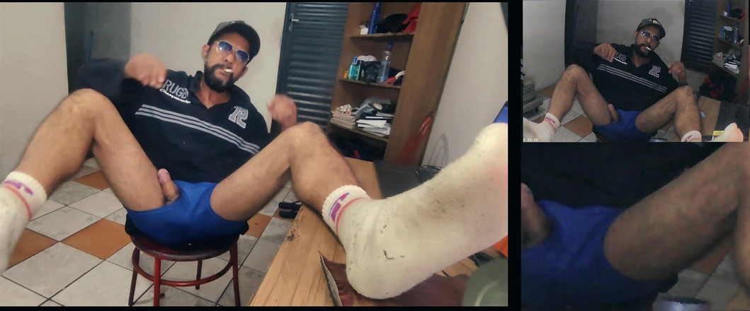 Stink HairyMale: Já v bílém použitých ponožkách