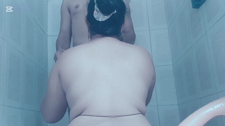 Valkyrie and Luigy Couple: She Loves to Suck My Cock