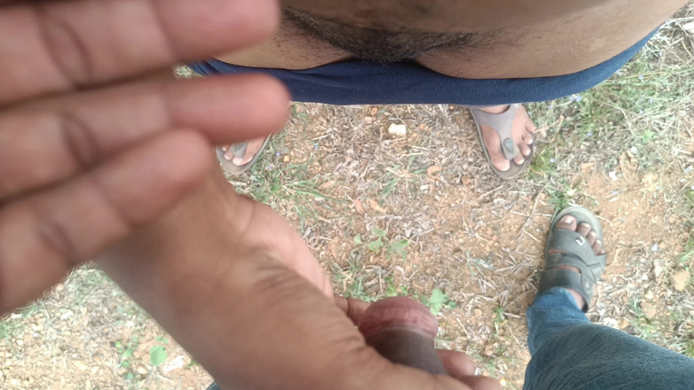 Magilmathi: Femei căsătorite tamil în aer liber, partea 1