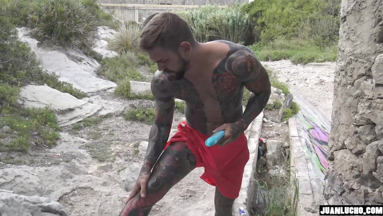 Juan Lucho Gay: aautdor stro