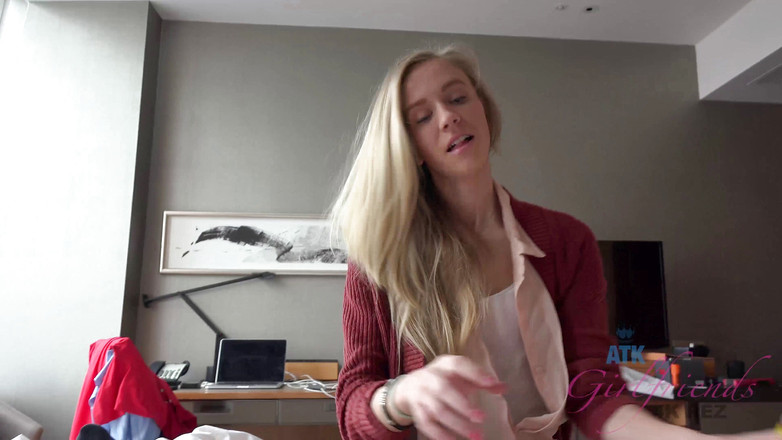 ATK Girlfriends: Vacanze virtuali londra rachel james 5/10