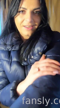 I Like to Fuck All My Neighbors and All the Men I Meet- in This Video I Was Cleaning the Kitchen and the Neighbor Came to Say He