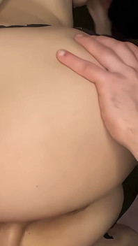 Překvapivé anál pro sexy milfku - Candy Milady