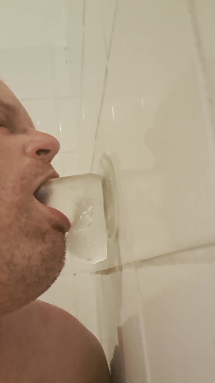 Fickspecht: Without Much Talking, Just Suck