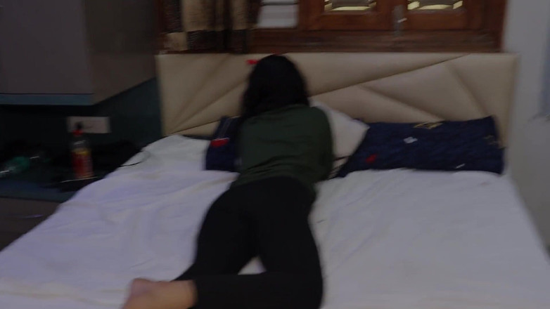 Ashok ashok: Moje nadržená 18letá nevlastní sestra šuká tvrději