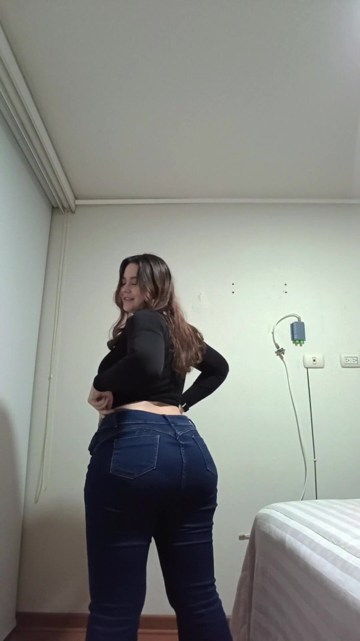 Nicole Passat: Nicole Has Something to Show You...