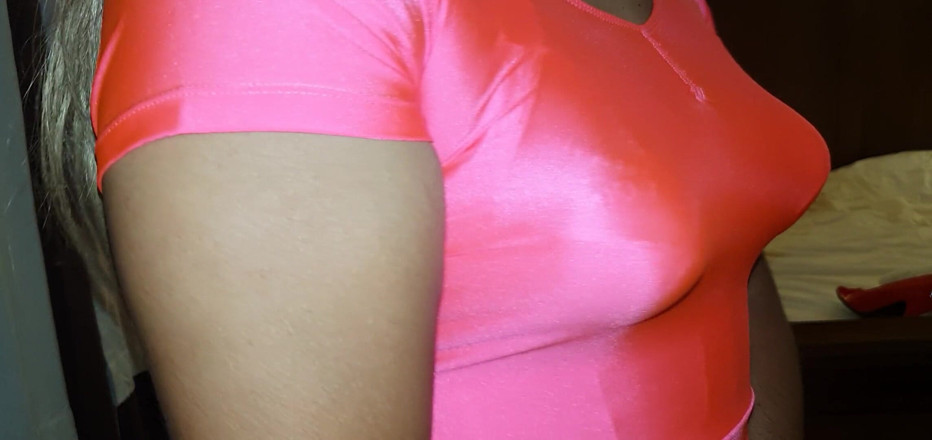 Sexy shinny clothes: Super Shinny Pink Top i Pointy Boobs, Ubrania treningowe w...