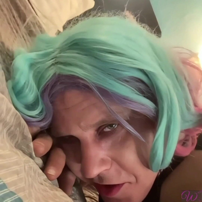 Whos nxt production: Aku sama tetanggaku yang banci di kamar hotel