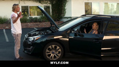 Mylf Official: สาวผมบลอนด์ MILF อาเลียห์ เลิฟ เบื่อสามีแล้วอยากได้หนุ่มน้อยควยสด