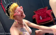 她的新肛交荡妇
