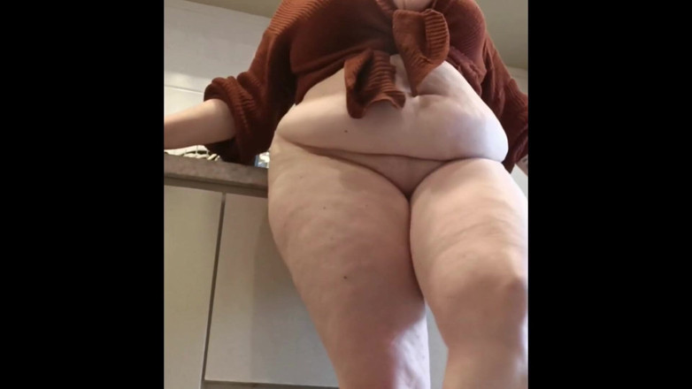 Priscila: Stiefschwester in der Küche zeigt mir!!