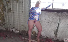 PAWG feeling frisky