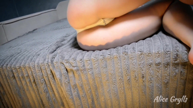 Alice Grylls: Guy roughly fucked a phat ass girlfriend in anal amateur...