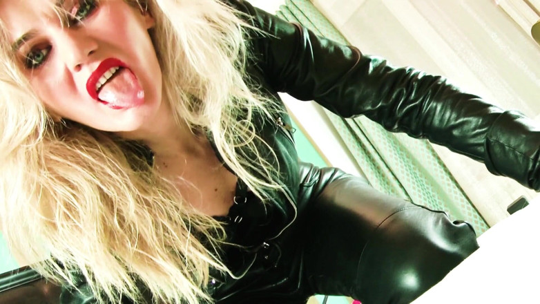 Goddess Celine: Homewrecker dell'agente russo
