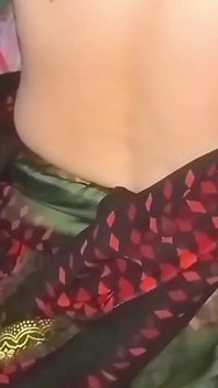 Asli! Adik tiri dan abang tirinya semalam smaa orang tuanya di pesta pernikahan