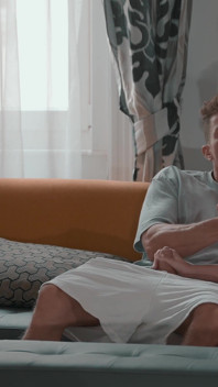S5e3: De ce Matthew Meier futai milf fierbinte în timp ce fiul vitreg a fost în pat share cu mama vitregă?
