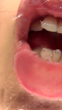 En El Aula, La Escuela Uniformada Ameri Hoshi Te Atrapa Con Labios Empapados En Saliva.