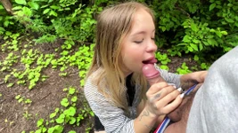 I Taught My Stepsister to Give a Blowjob Which I Cum in Her Mouth