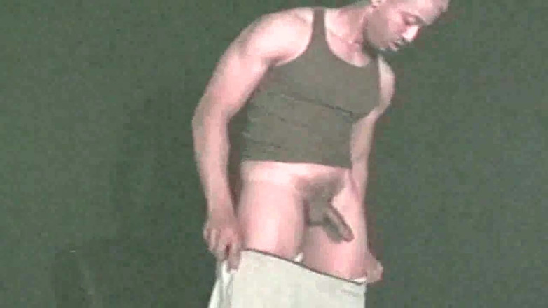 Gaybareback: Sportive boy show his cock in the musculation room