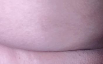 Let That the New Bull Cums Inside Me Without Condom