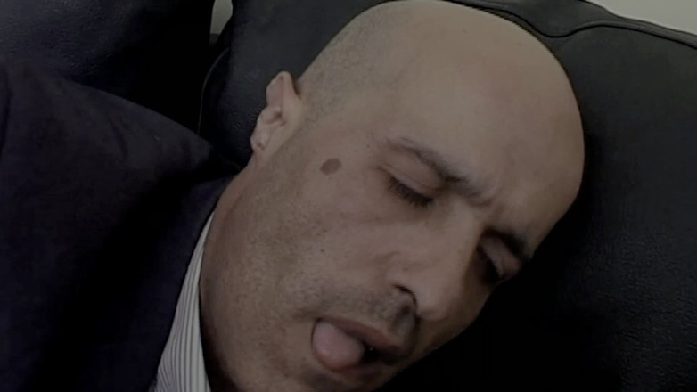 Inthe MILF room: Piercing Alla Figa E Cazzo Nel Culo per Valentine Demy