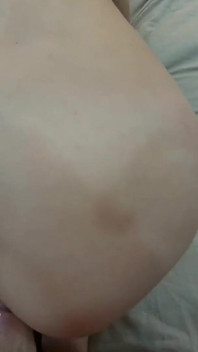 Moje malá nevlastní sestra mě nutí šukat její 4K
