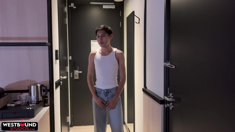 Latin Twinks: Luis Duarte Fill Gilbert Moon Ass